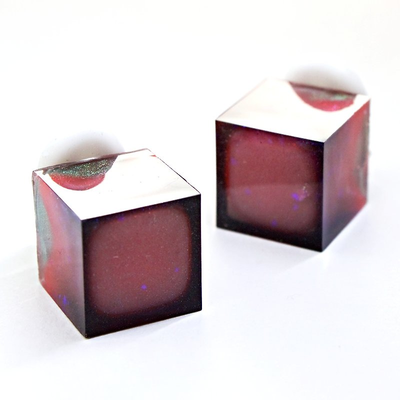 Cube Earrings (Bloody Mary) - Earrings & Clip-ons - Resin Red