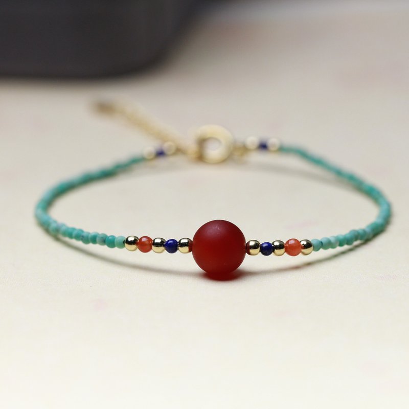 Natural Red Agate and Turquoise Bracelet - สร้อยข้อมือ - เครื่องเพชรพลอย สีแดง