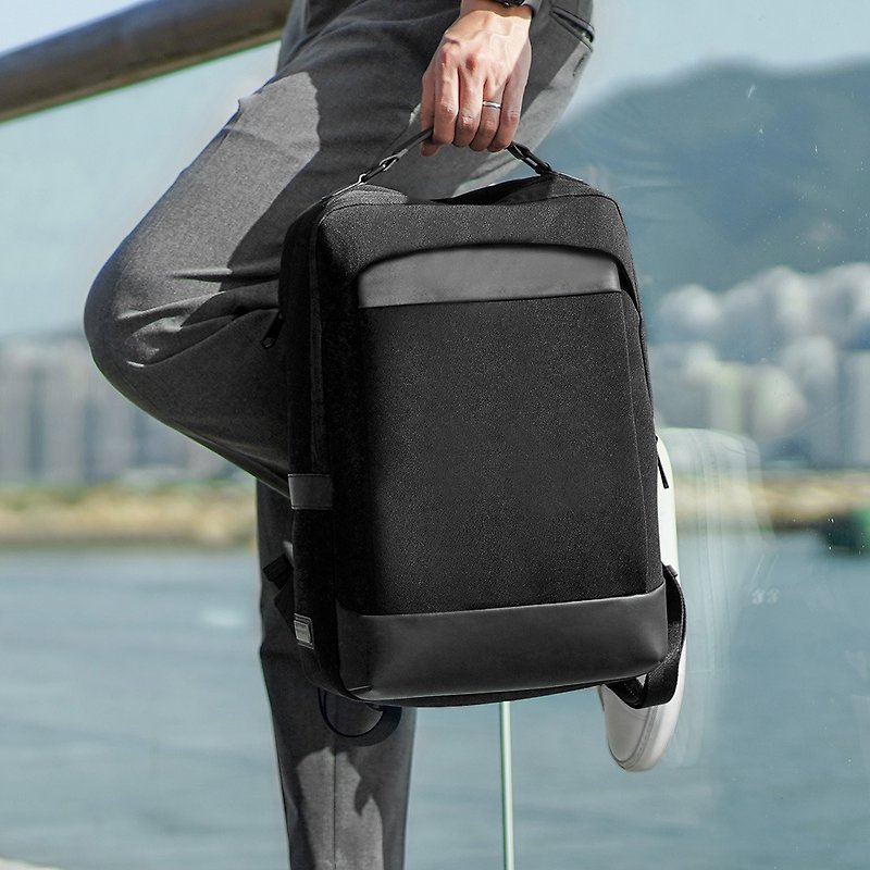 Maverick & Co. - Black Forte Light Backpack - กระเป๋าเป้สะพายหลัง - ไนลอน สีดำ