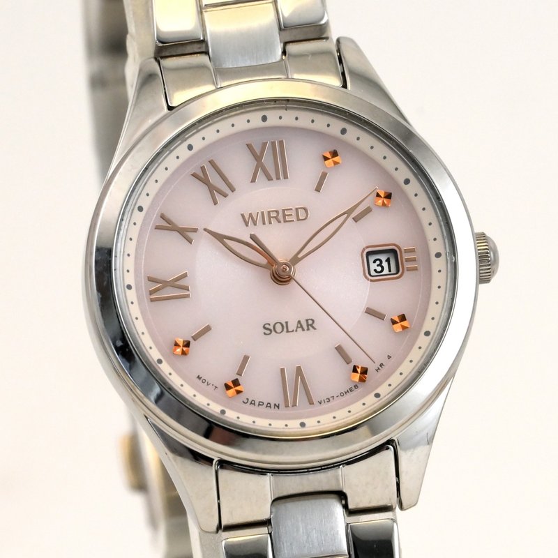 送料無料 SEIKO WIRED ソーラー腕時計 クォーツ 女性用 箱と取扱説明書付き  V137-KXY0 手錶 古董錶 復古手錶 日本直送 - 女錶 - 不鏽鋼 粉紅色