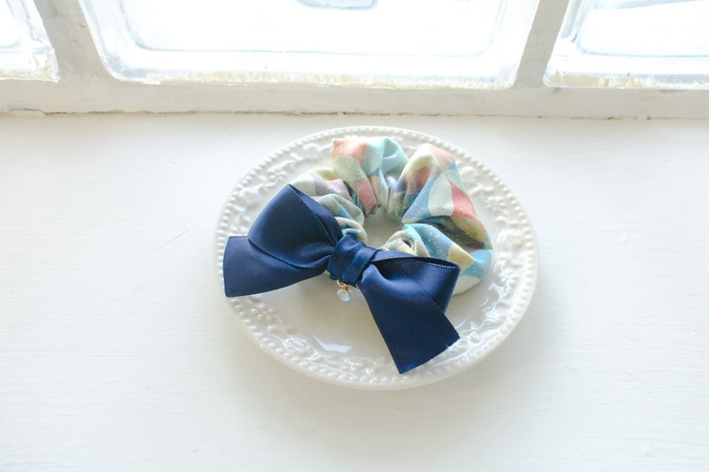 Shining kaleidoscope mini - indigo - original design handmade scrunchie hair band for children - เครื่องประดับผม - เส้นใยสังเคราะห์ สีน้ำเงิน