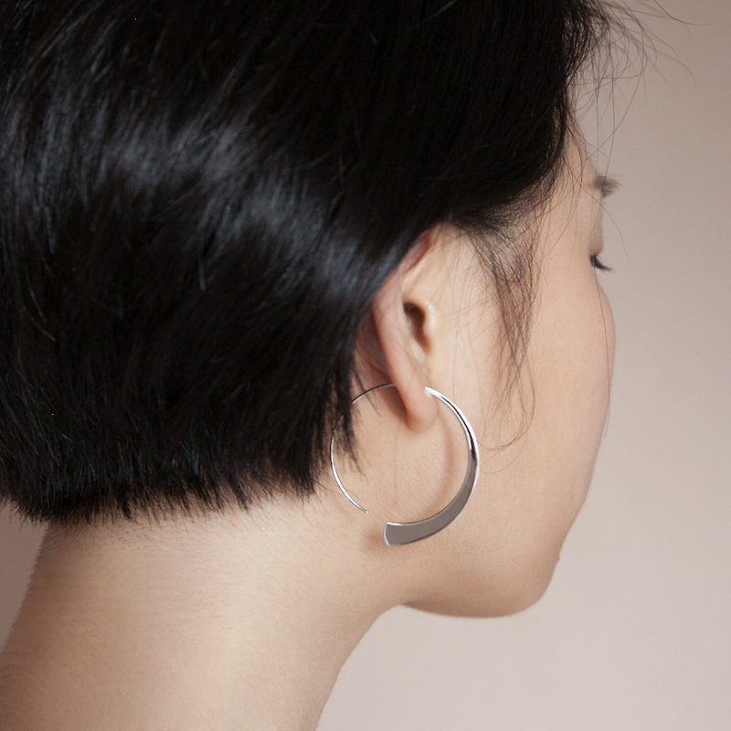 Large arc Silver earrings | designer models | 925 sterling silver. Texture. Simplicity. geometry - ต่างหู - เงินแท้ 