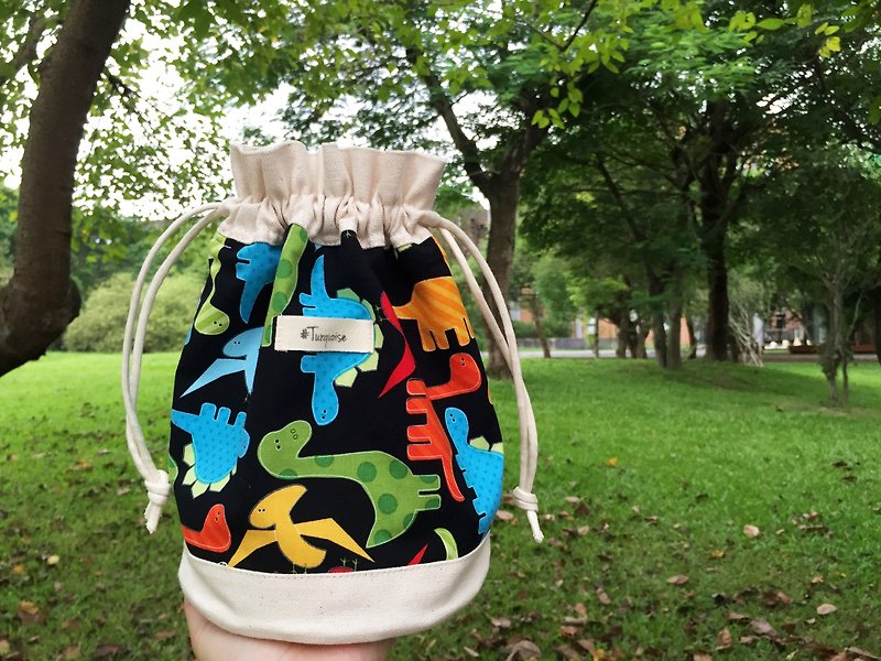 Little dinosaurs / American Cotton print / Shoulder bag  crossbodies  bucket bag - กระเป๋าแมสเซนเจอร์ - ผ้าฝ้าย/ผ้าลินิน 