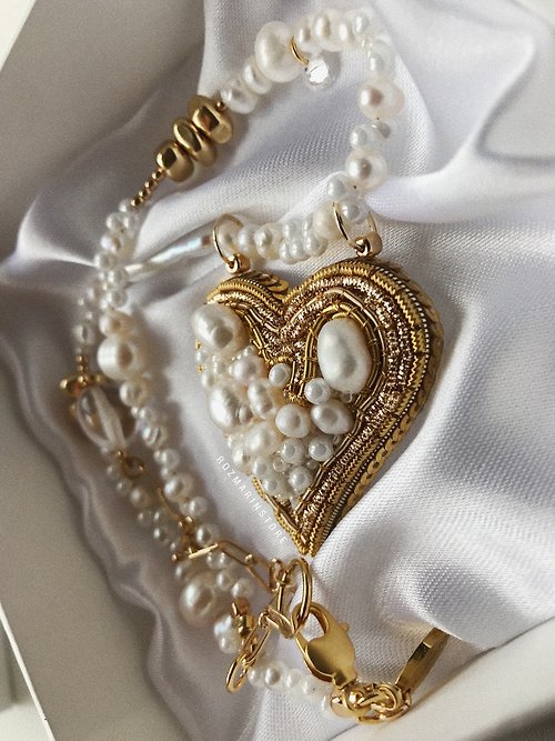 Bohemian Handmade Beaded Love Heart Pearl Choker With Pendant For