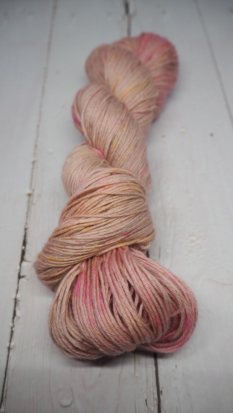 Hand dyed the line. Pink petals (cotton / Merino) - Knitting, Embroidery, Felted Wool & Sewing - Cotton & Hemp 