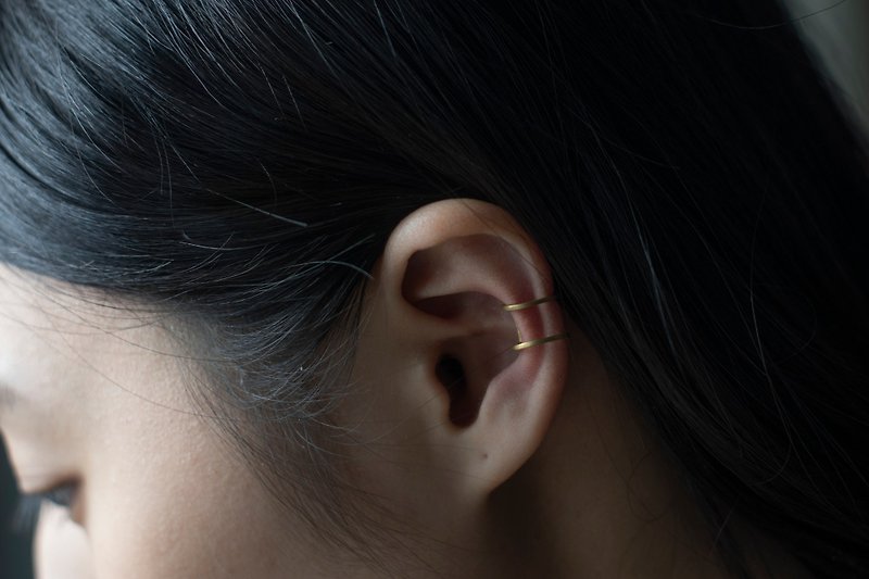 Little Details Of The Day | Lightweight Stitched Ear Cuffs - Sold Individually - ต่างหู - ทองแดงทองเหลือง สีทอง