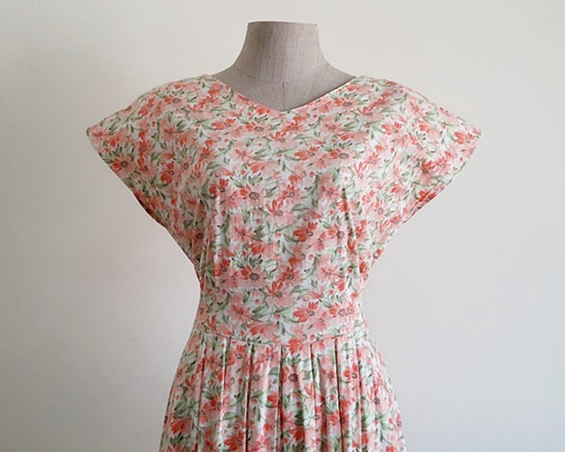 Vintage Green Orange Floral Print Dress - ชุดเดรส - ผ้าฝ้าย/ผ้าลินิน สีส้ม