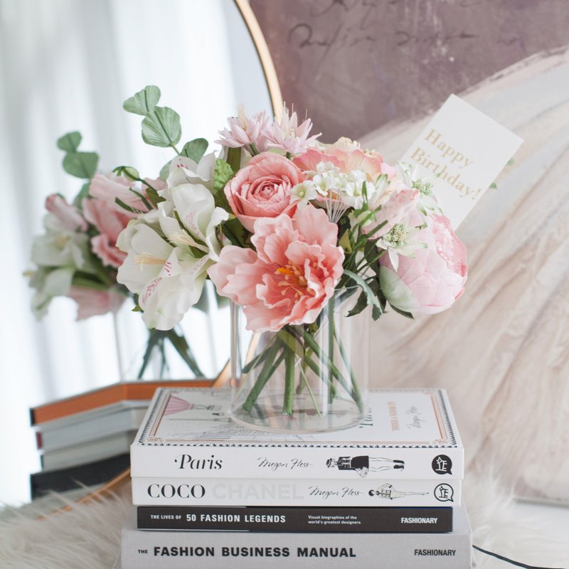 PINK BLUSH Bordeaux vase for Decoration - 擺飾/家飾品 - 紙 粉紅色