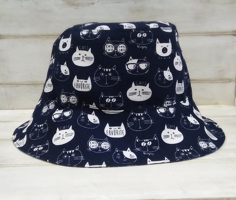 Dark blue comic wind cat face denim small floral double-sided fisherman hat visor - Hats & Caps - Cotton & Hemp Blue