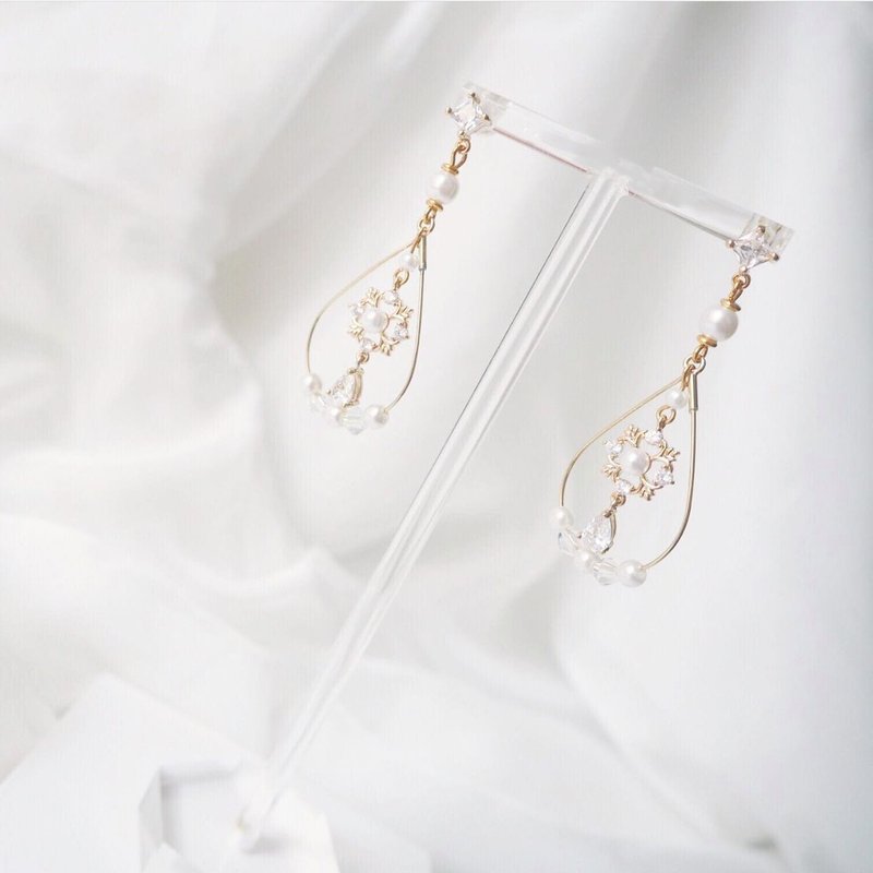 Bridal Earring Bridal Clip-On Birthday Gift Elegant Earring Clip-On Customization - Earrings & Clip-ons - Other Metals White