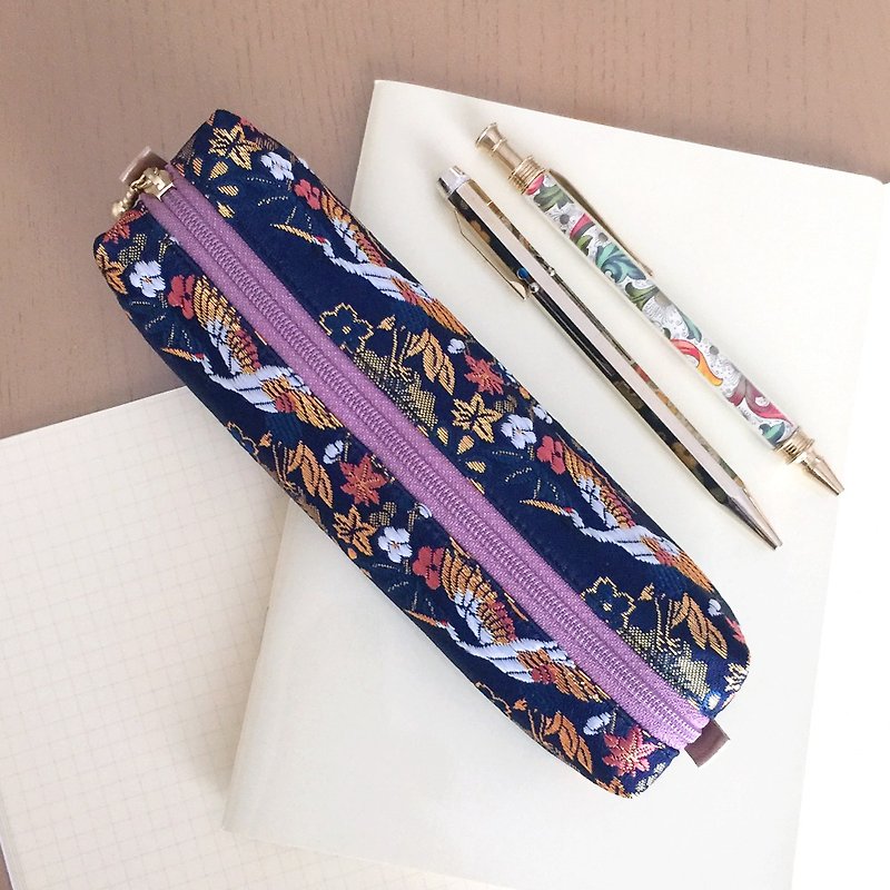 Pen Case with Japanese Traditional Pattern, Kimono "Brocade" - กล่องดินสอ/ถุงดินสอ - วัสดุอื่นๆ สีน้ำเงิน