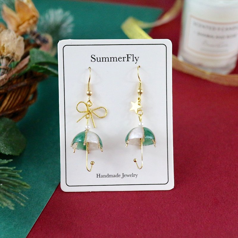 Christmas limited edition - white green spelling shiny umbrella earrings 18k bag gold bow stars New Year's greetings - Earrings & Clip-ons - Resin Green