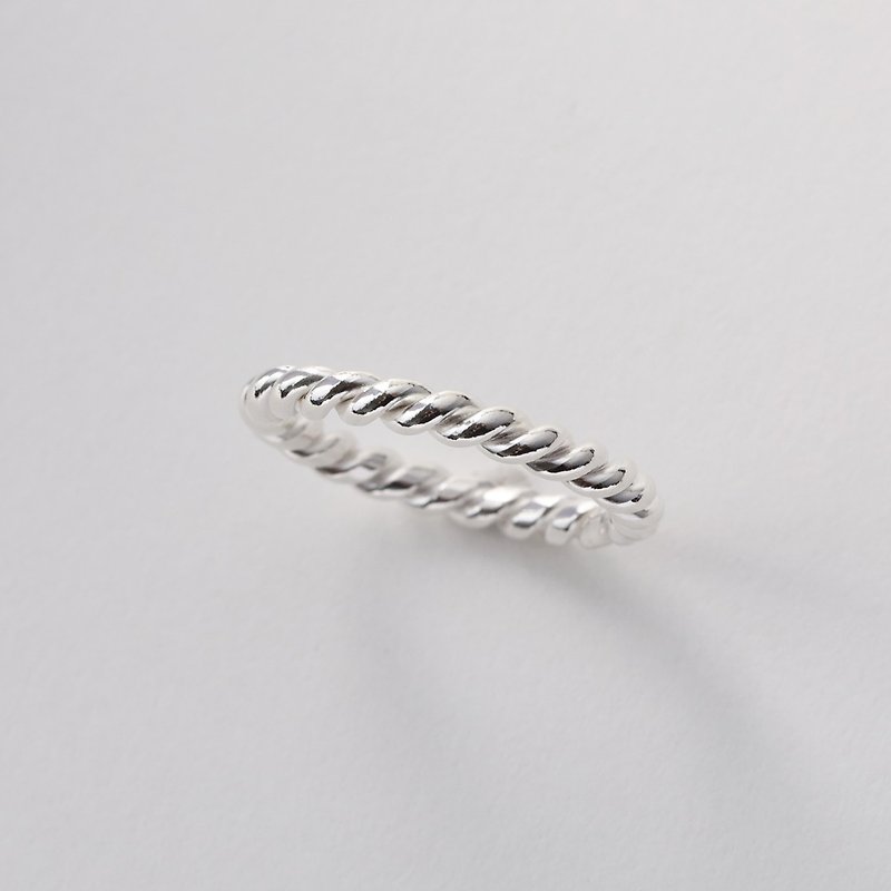 [Mother's Day Gift] Twist Ring (Single) 925 Sterling Silver Pair of Rings, Wedding Rings, Tail Rings, Thin Rings - แหวนทั่วไป - เงินแท้ สีเงิน