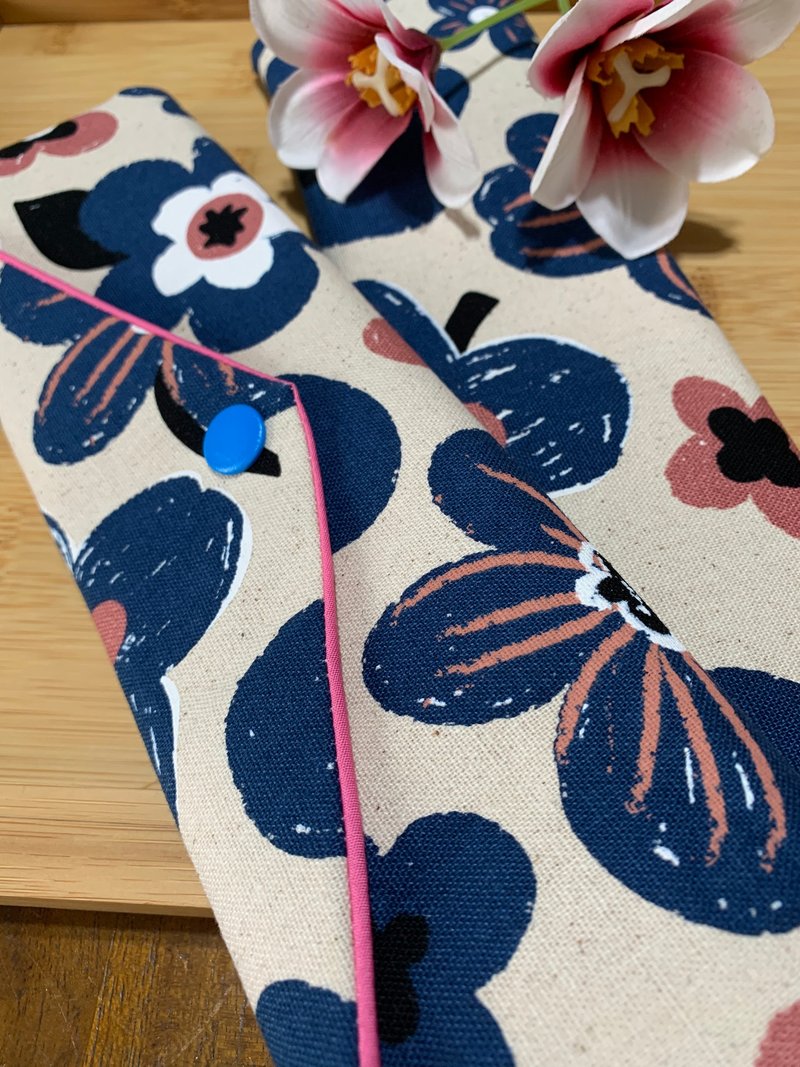 Wenqingfeng environmental protection pure cotton chopsticks bag ~ perfect blooming tender powder Japanese imported tide storage handmade - กล่องเก็บของ - ผ้าฝ้าย/ผ้าลินิน สึชมพู