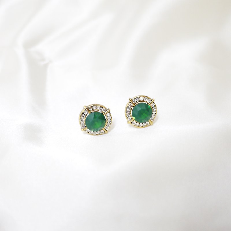 Green Opal Classic Earrings - ต่างหู - เครื่องเพชรพลอย สีเขียว