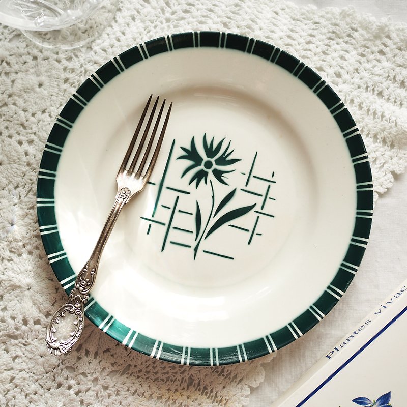 1930 French Digoin Sarreguemines antique dinner plate - จานและถาด - ดินเผา สีเขียว