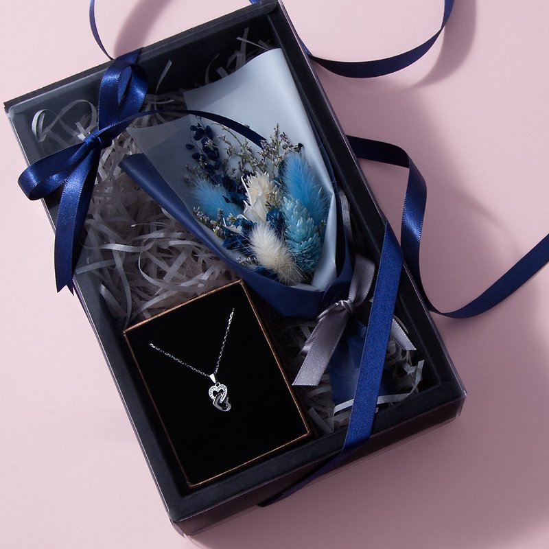 Light blue bouquet temperament silver necklace gift box - สร้อยคอ - โลหะ สีเงิน