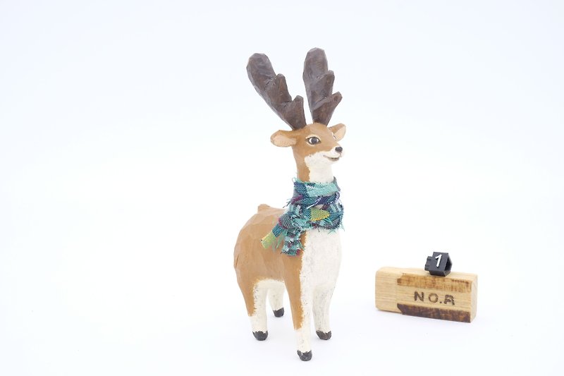 Department of Small Animal Healing carvings _ elegant fawn 1 (Wood carving knife) - Items for Display - Wood Brown