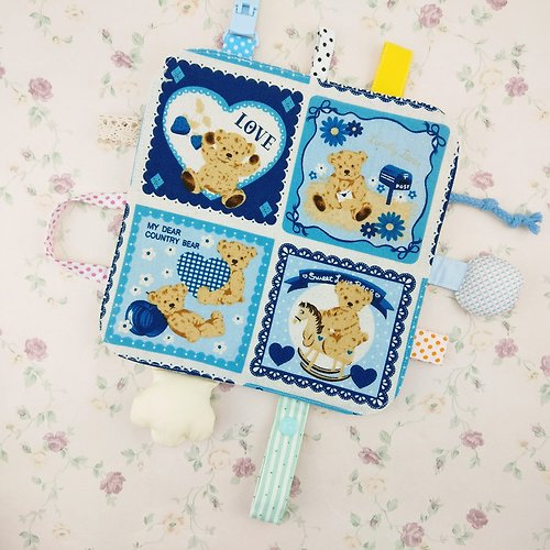 QQ rabbit 手工嬰幼兒精品 彌月禮盒 免費繡名字。愛的泰迪熊。響紙安撫巾