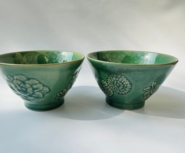 四季折々に咲く花々 台湾製 彩り豊かな陶器製レリーフダイニング