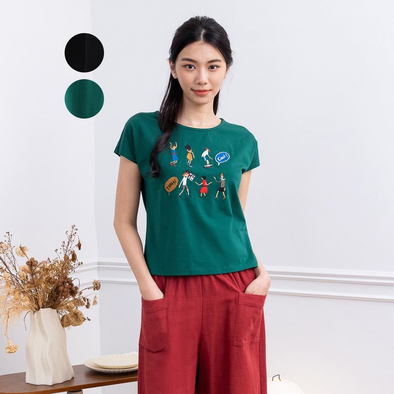 【MEDUSA】Happy Doll Embroidery T-shirt - Black / Green - เสื้อยืดผู้หญิง - ผ้าฝ้าย/ผ้าลินิน สีเขียว