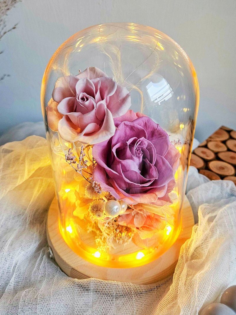 【日本永生花】不凋玫瑰玻璃罩夜燈 生日  聖誕禮物 畢業 送禮 - 乾燥花/永生花 - 植物．花 