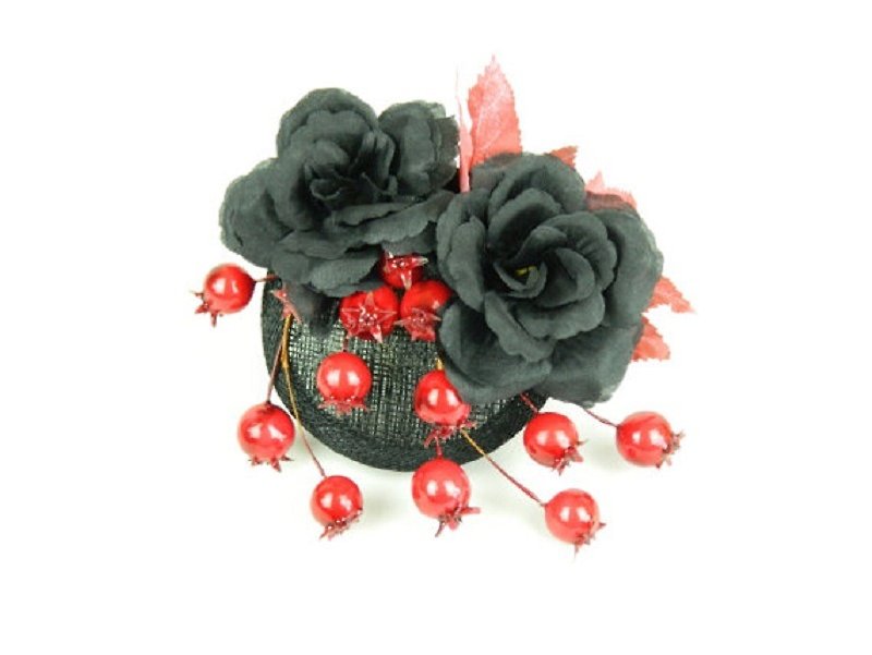 SALE Fascinator Headpiece with Black Silk Flower Roses and Red Berries - เครื่องประดับผม - วัสดุอื่นๆ สีดำ