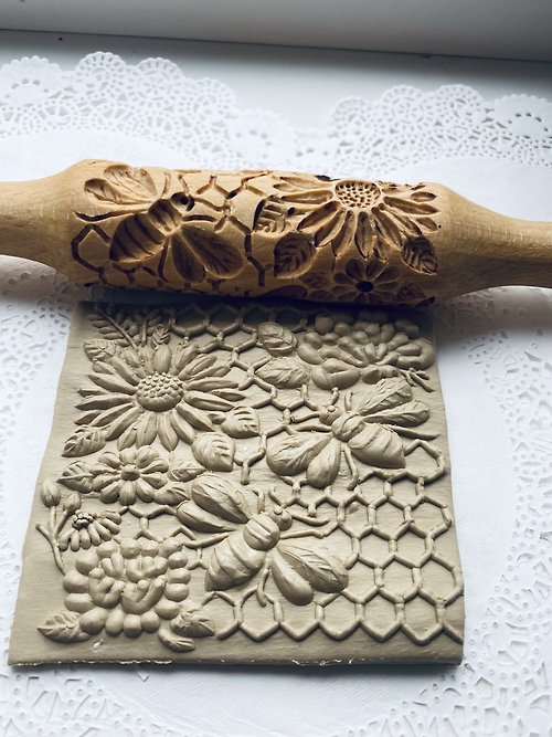Khokhloma Embossed Rolling pin Deep Carved Rolling pin Baking gift