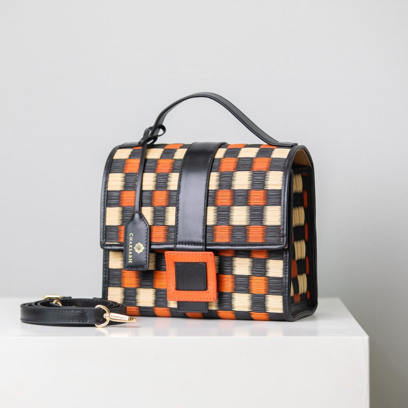 Woven Straw Summer Crossbody Bag in Blue and Rainbow Color - 手提包/手提袋 - 真皮 黑色