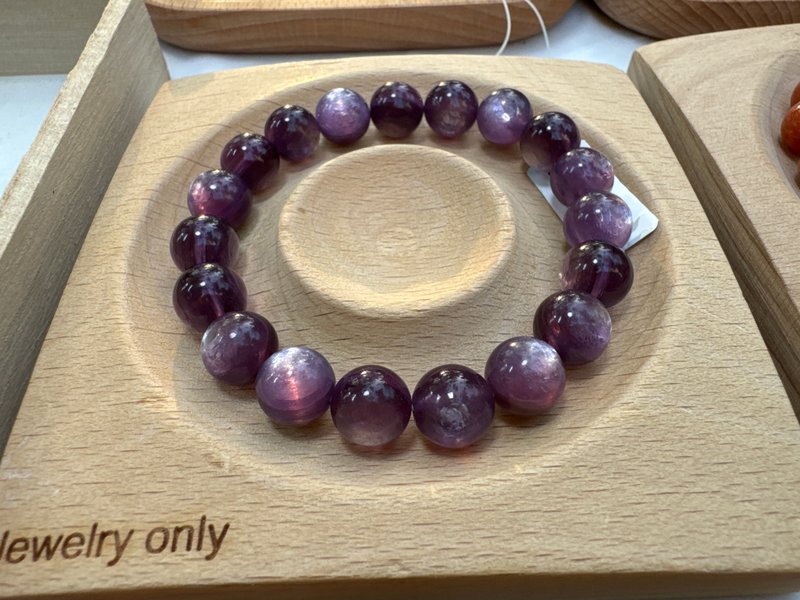 Purple rhyme. Amethyst - สร้อยข้อมือ - เครื่องประดับพลอย สีม่วง