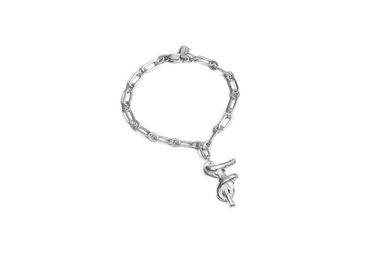 Knot Alphabet Bracelet Silver 99.99 / F / - 手鍊/手環 - 純銀 銀色