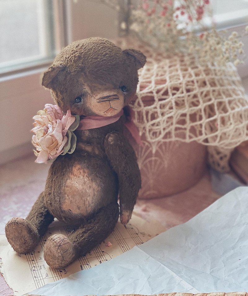 Artist stuffed bear Noah - 公仔模型 - 其他材質 咖啡色