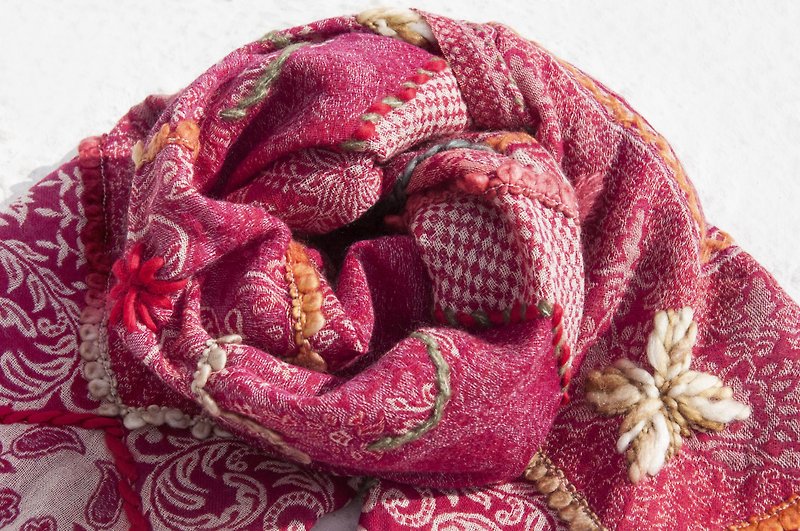 Embroidered wool shawl/knitted scarf/embroidered scarf/cashmere shawl/Cashmere-flower - ผ้าพันคอถัก - ขนแกะ หลากหลายสี