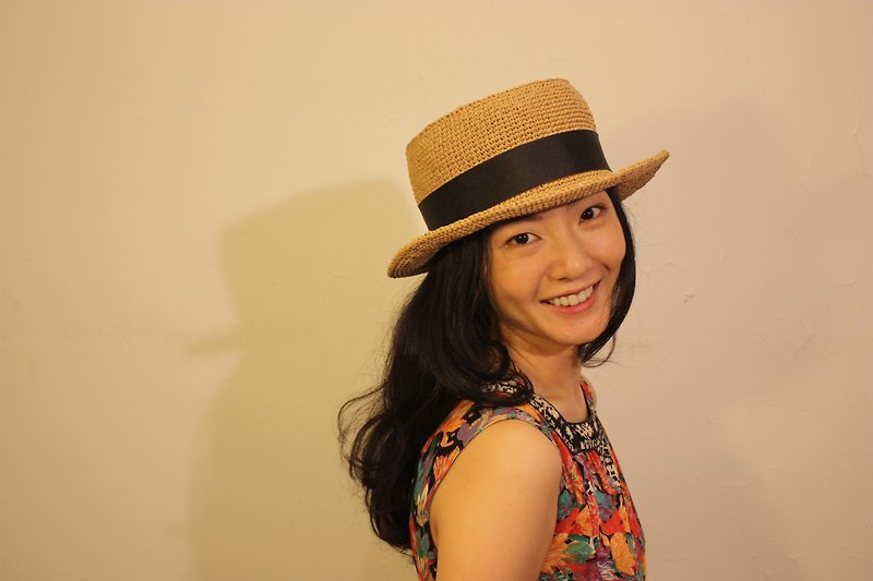 Lena Lena hand-woven straw hat caramel grass color chokdee-muakdeedee - Hats & Caps - Other Materials Khaki