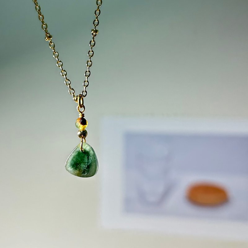 ll Green Tourmaline Necklace ll Green Tourmaline and Australian Jade Pinkoi Limited Edition - สร้อยคอ - เครื่องประดับพลอย สีเขียว