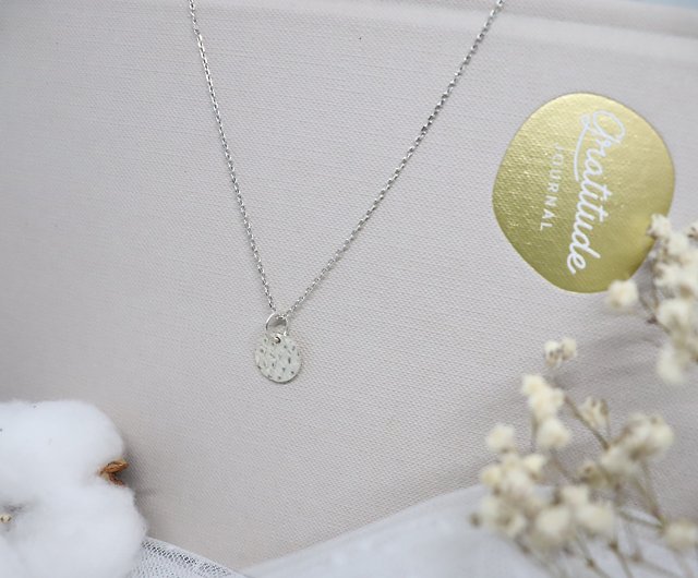 Hammered Silver Disc Necklace, Sterling Silver Necklace, Silver Disc  Necklace, Simple Silver Necklace, Delicate Silver Necklace 