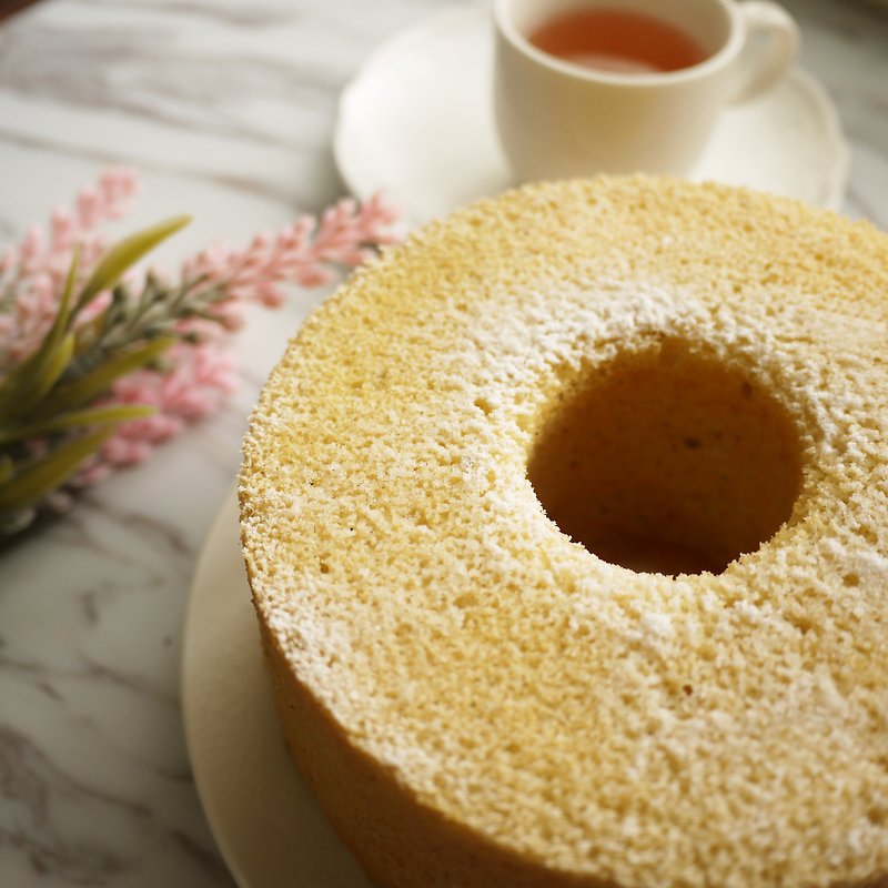 [Tago] Vanilla Milk - Chiffon Cake | Handmade Desserts - Savory & Sweet Pies - Fresh Ingredients Yellow