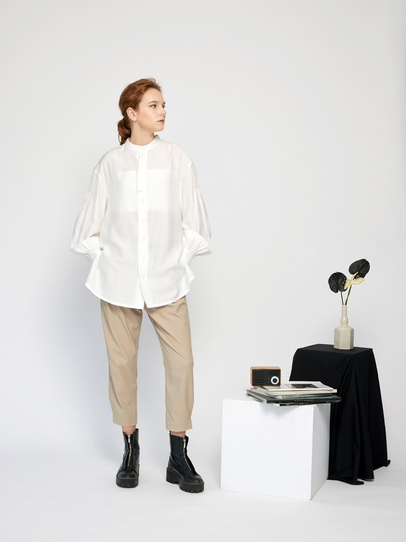 立領泡袖上衣_白 (21W1SH02) - 女上衣/長袖上衣 - 棉．麻 