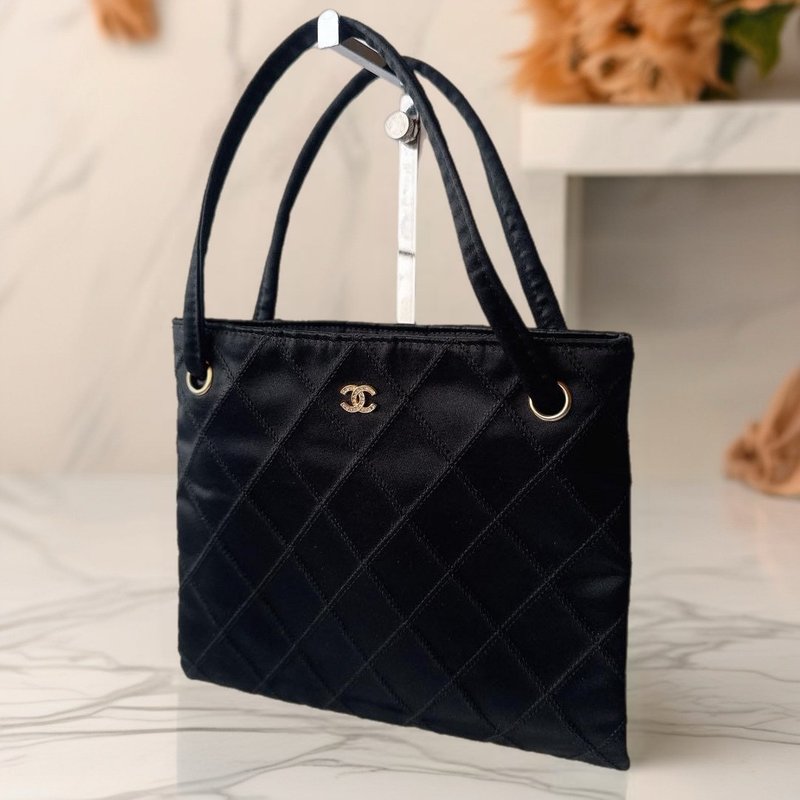 絕版中古包 Chanel 黑色格紋水鑽托特包 古董包 復古包 古著包 - 手提包/手提袋 - 真皮 黑色