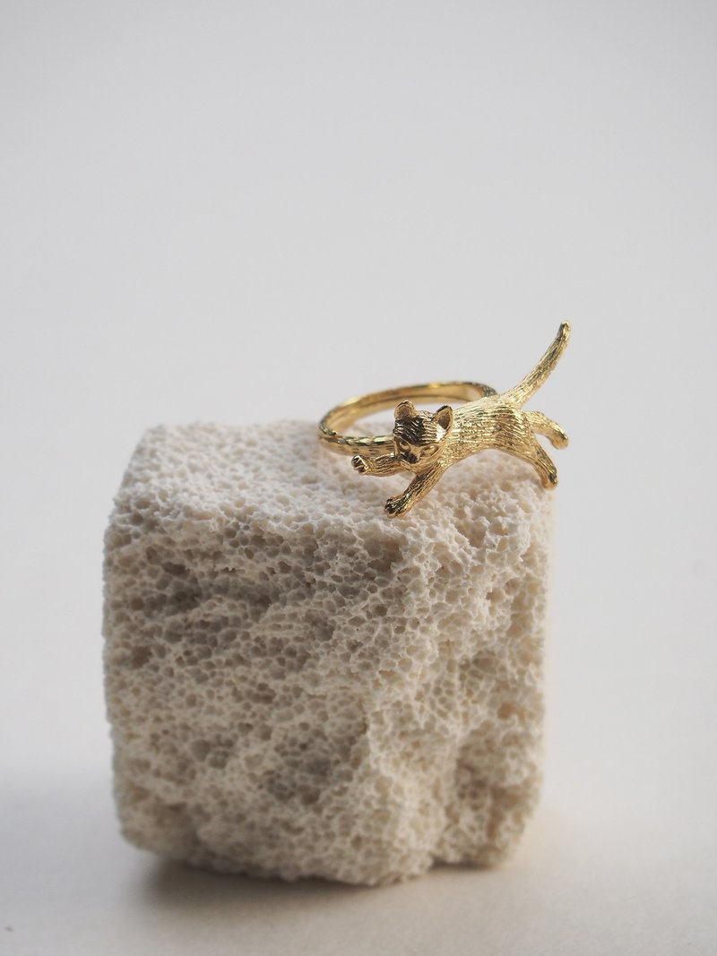 Jumping Cat Ring, 925 Sterling Silver, Cat Ring, Silver Ring. - 戒指 - 其他材質 金色