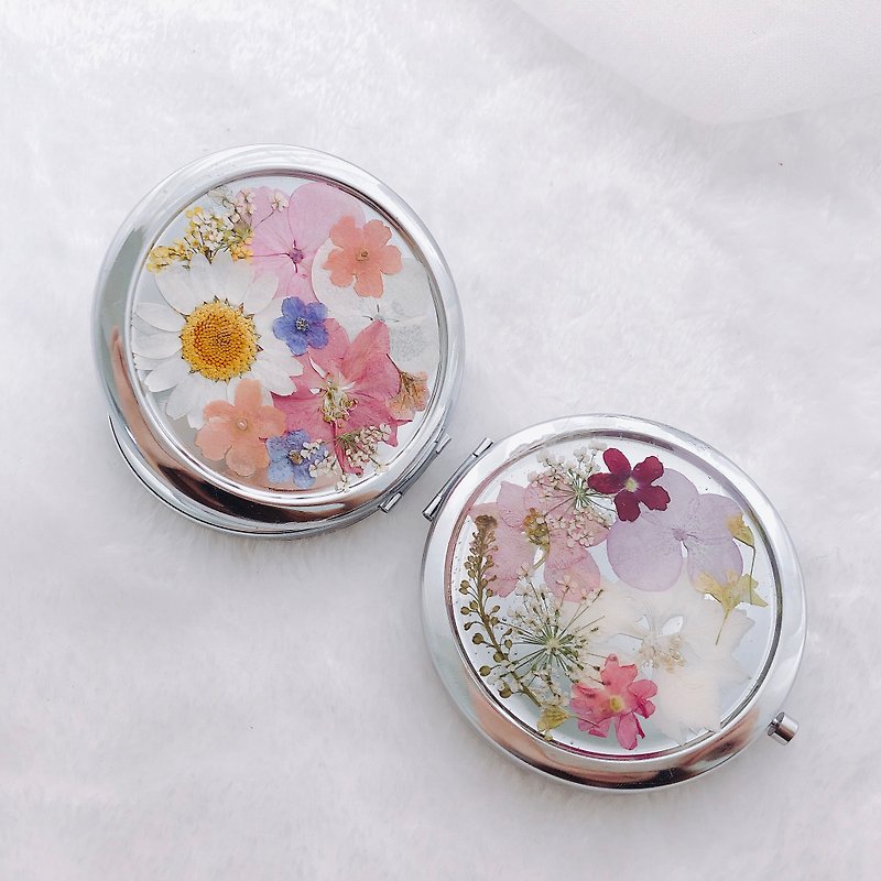 Pressed Flower Small Mirror Box | Japanese Fresh | Gift - Makeup Brushes - Plants & Flowers Pink