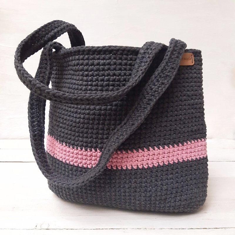 Hand Crochet Handbag Shopper  Shoulder Gray Cotton Lined - 手袋/手提袋 - 棉．麻 灰色