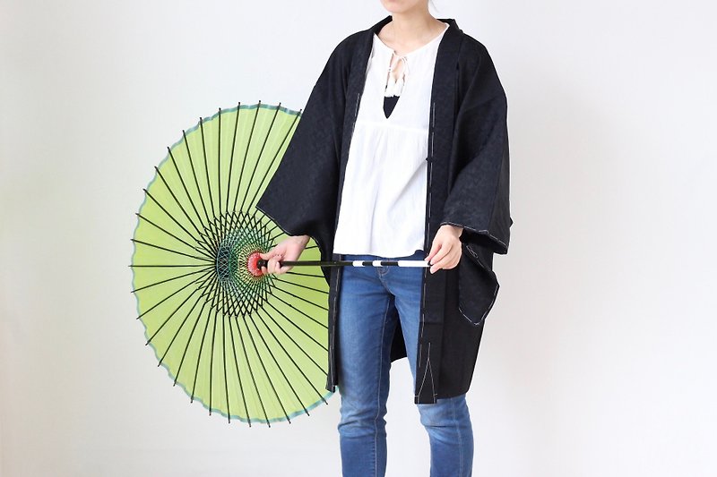 black haori, EXCELLENT VINTAGE, tree kimono, Authentic kimono /3453 - ジャケット - シルク・絹 ブラック