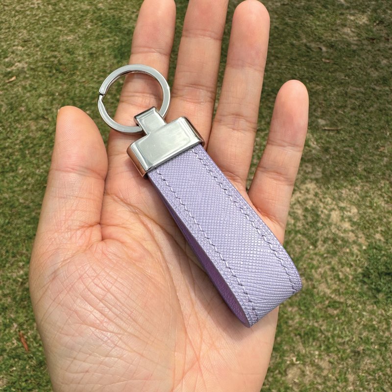 【皮革鑰匙圈】粉紫色十字紋牛皮/鎖匙扣/隨身小物/閨蜜禮物 - 鑰匙圈/鑰匙包 - 真皮 紫色