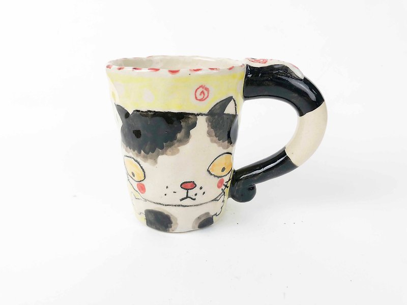 Nice Little Clay mug stinky flower cat 01061-20 - Mugs - Pottery Yellow