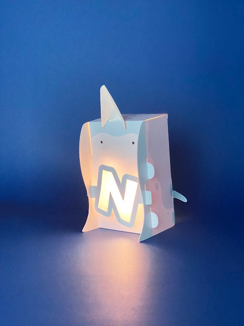 TRUNK 真言文創 動物造型字母燈－N.narwhal獨角鯨/免裁切.燈飾