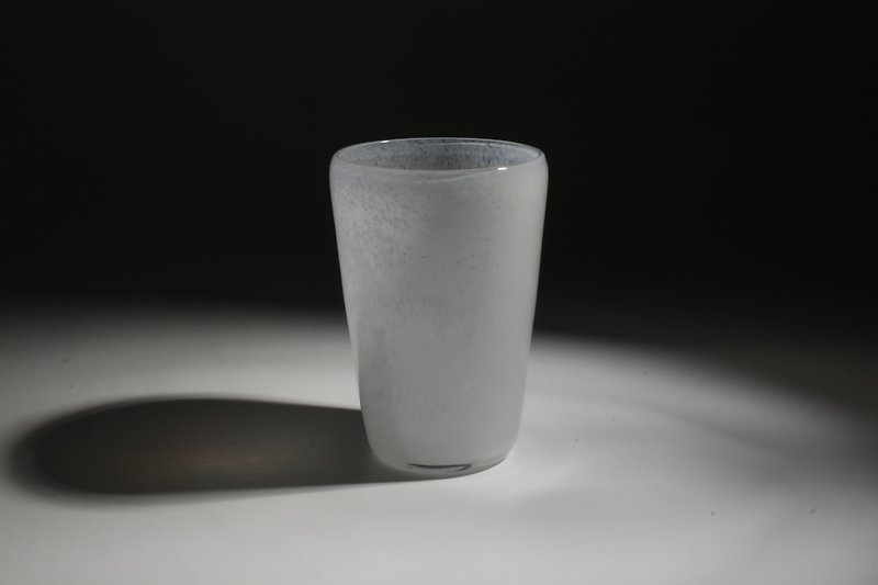 白翡翠の水カップ - グラス・コップ - ガラス ホワイト