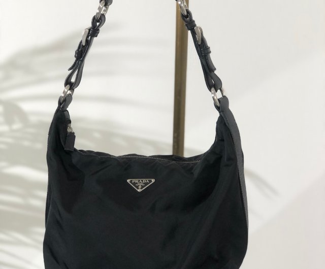 日本直送 名牌中古包 】PRADA プラダ トライアングルロゴ ナイロン 