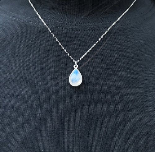 Droplets Moonstone Silver Necklace
