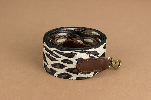 魟骰篩皮革工作室 HongSaisai Leather 百變包織帶背帶—豹紋系列